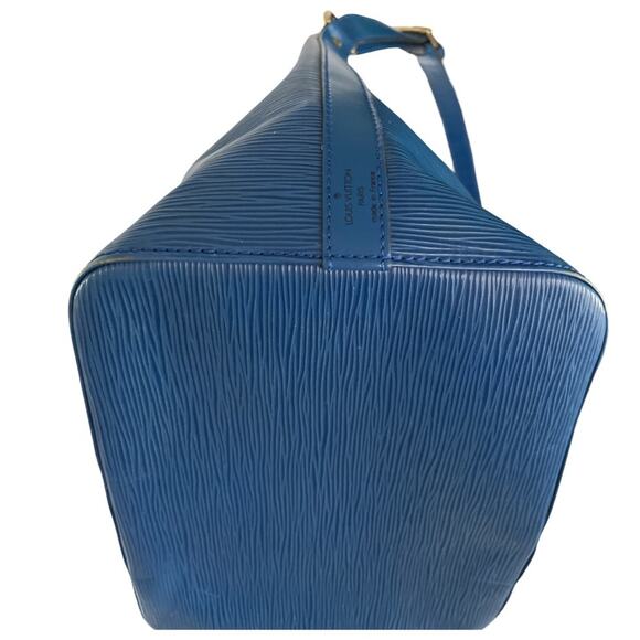 Louis Vuitton Petit Noé Blue Epi Leather Bucket Bag With Dust Bag Made in France - Picture 11 of 16